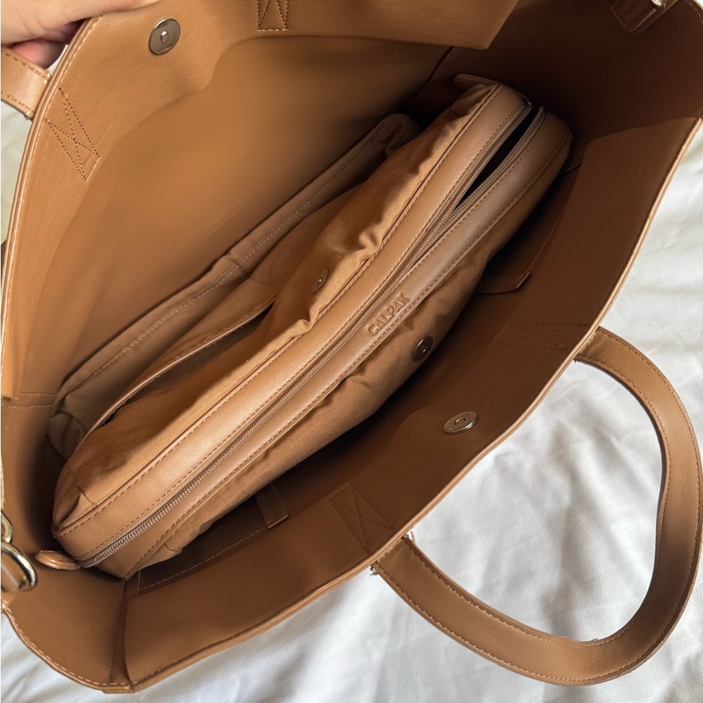 Haven 16" Laptop Tote Bag in Toffee - Picture 5 of 7